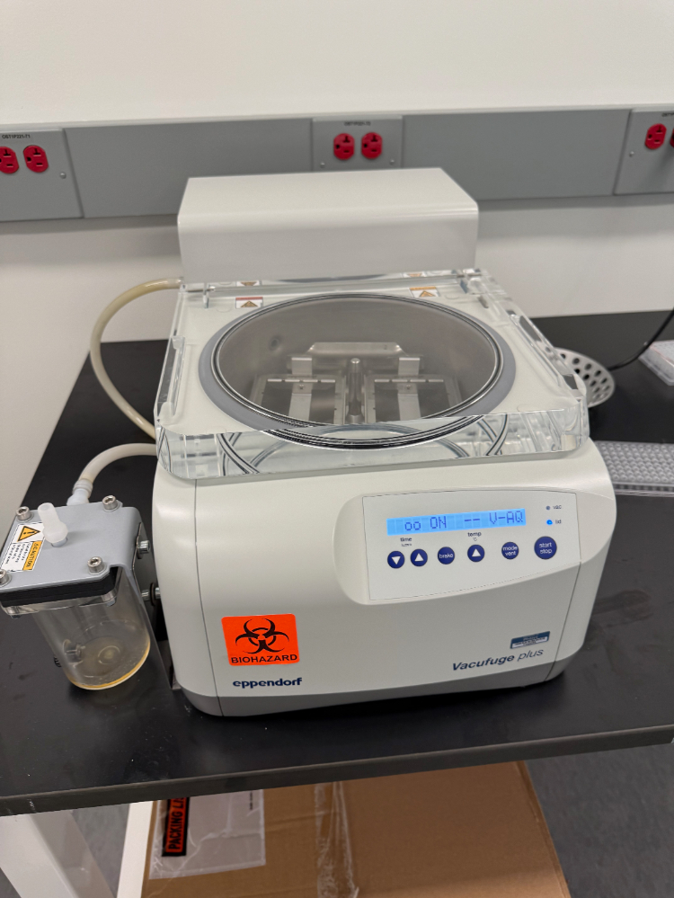 Image of Eppendorf Vacufuge Plus Vacuum Concentrator